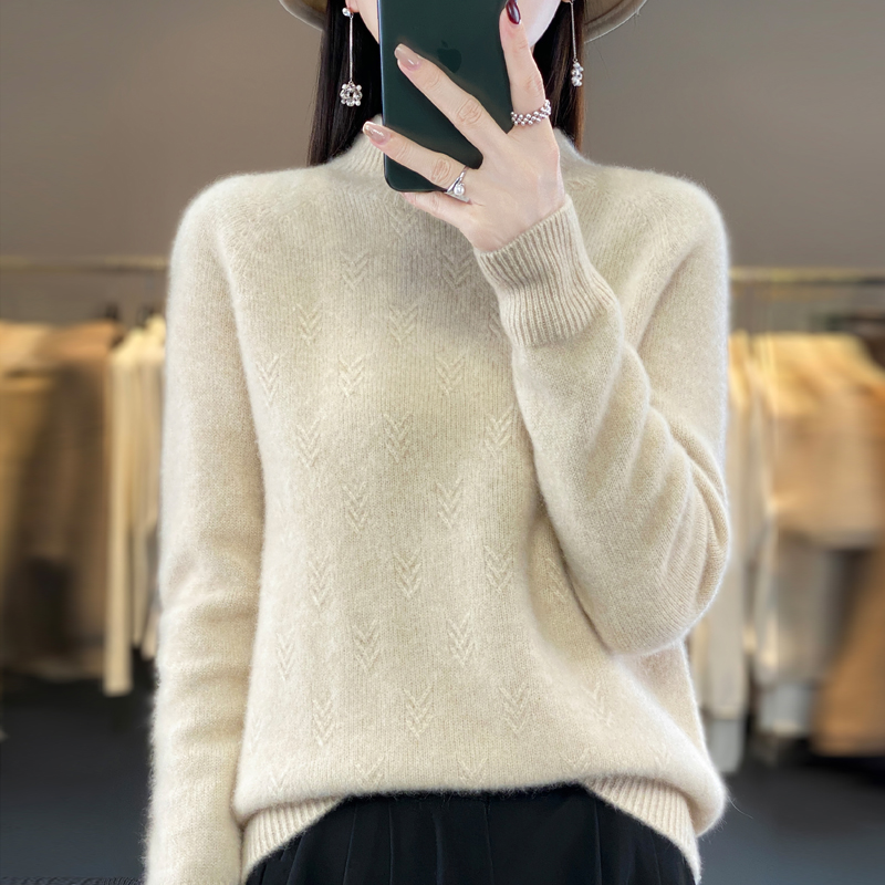 时尚针织厚款女秋冬半高领修身羊绒套头百搭