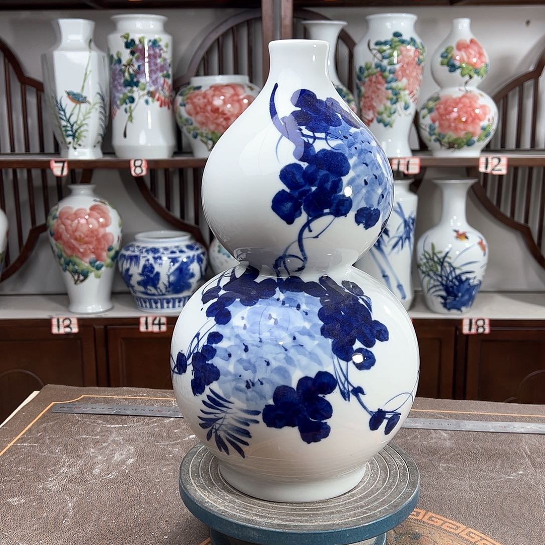 摆件景德镇陶瓷葫青紫