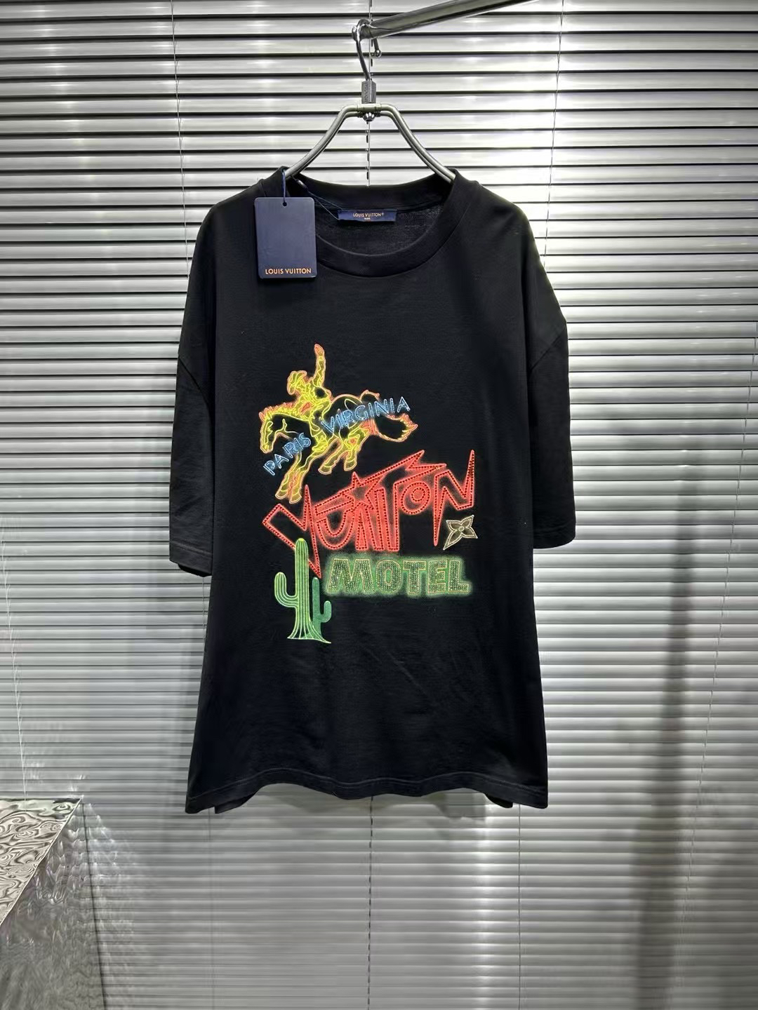 未使用 LouisVuitton/路易威登 24fw胸前水钻西部牛仔短袖/5l码