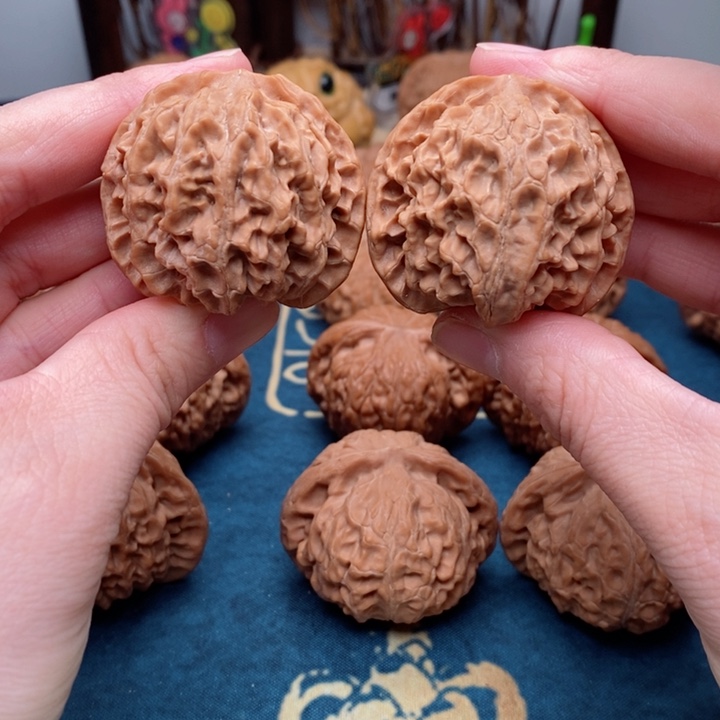 文玩核桃把件苹果园40