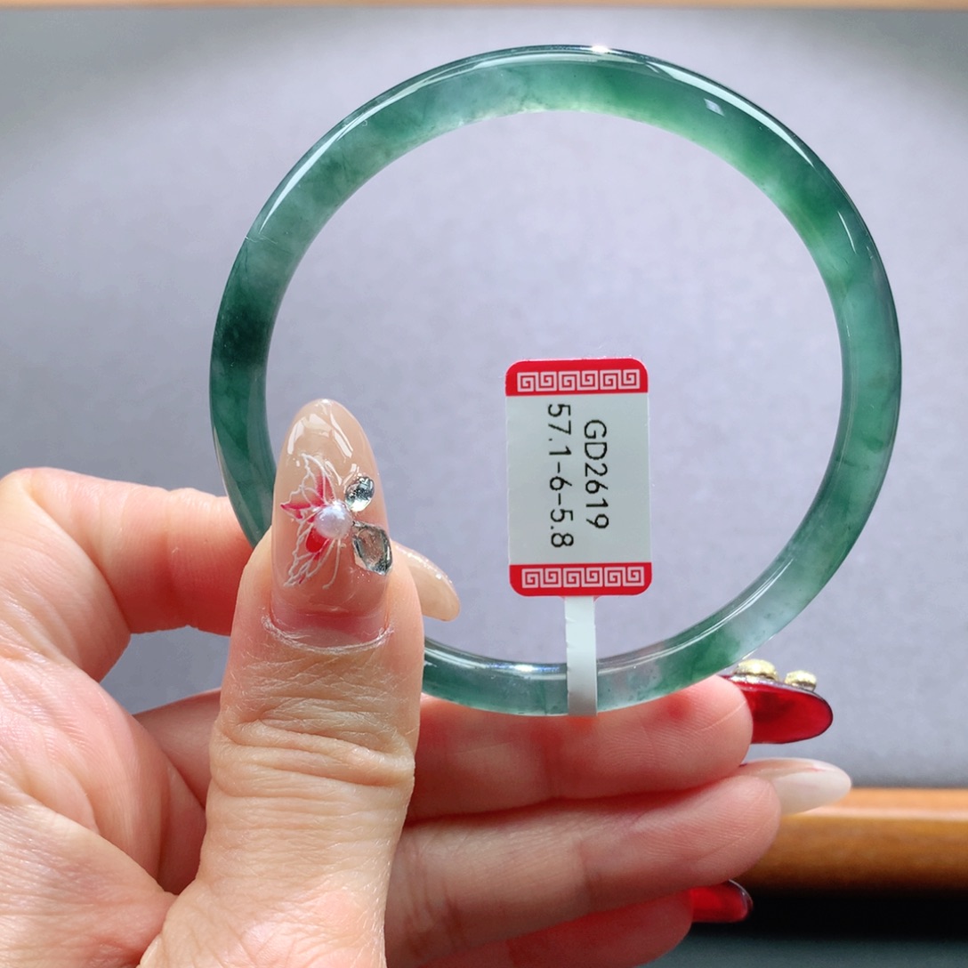 翡翠手镯未镶嵌天然翡翠手镯叮当镯