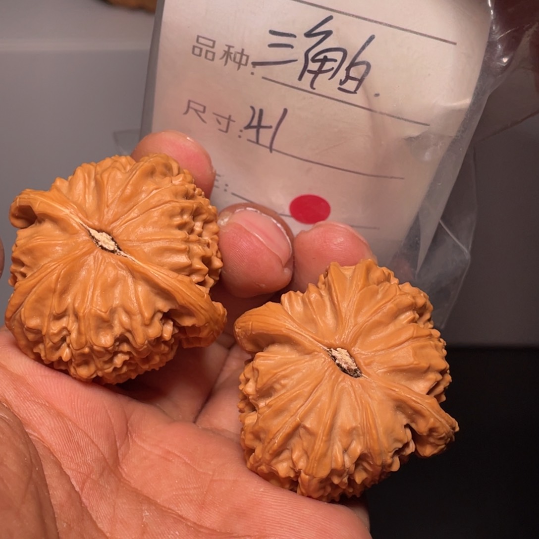 文玩核桃吊坠文玩核桃