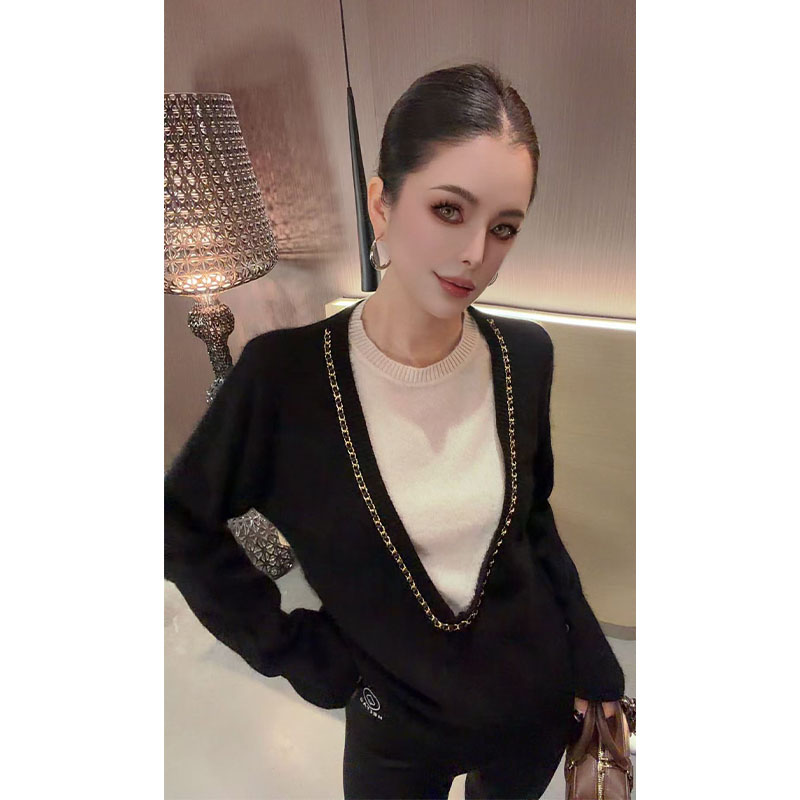 圆领撞色拼接针织长袖上衣CS31342