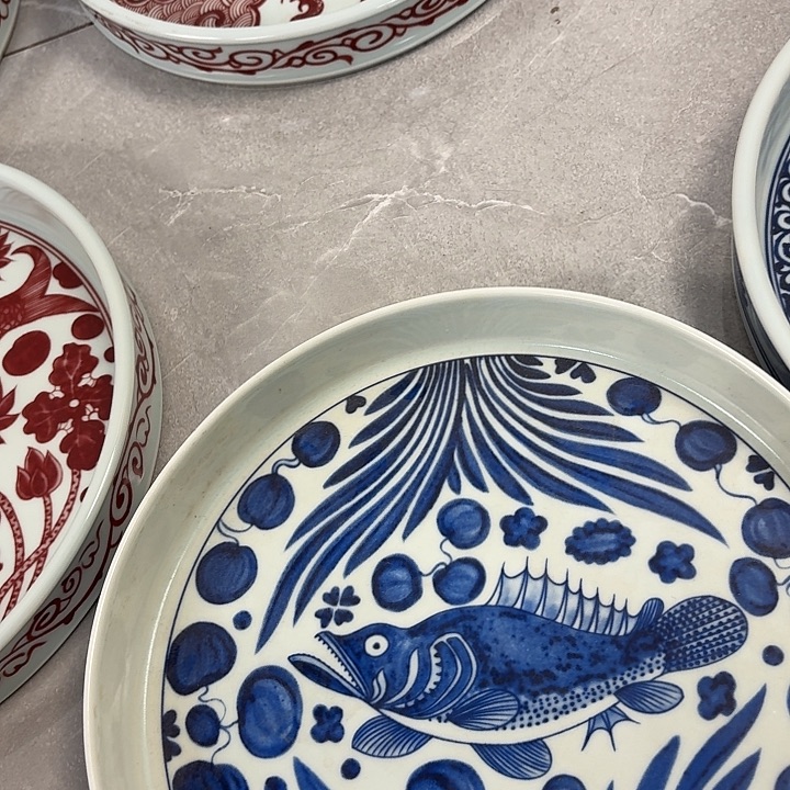 甄***主瓷片青花鱼藻干泡台