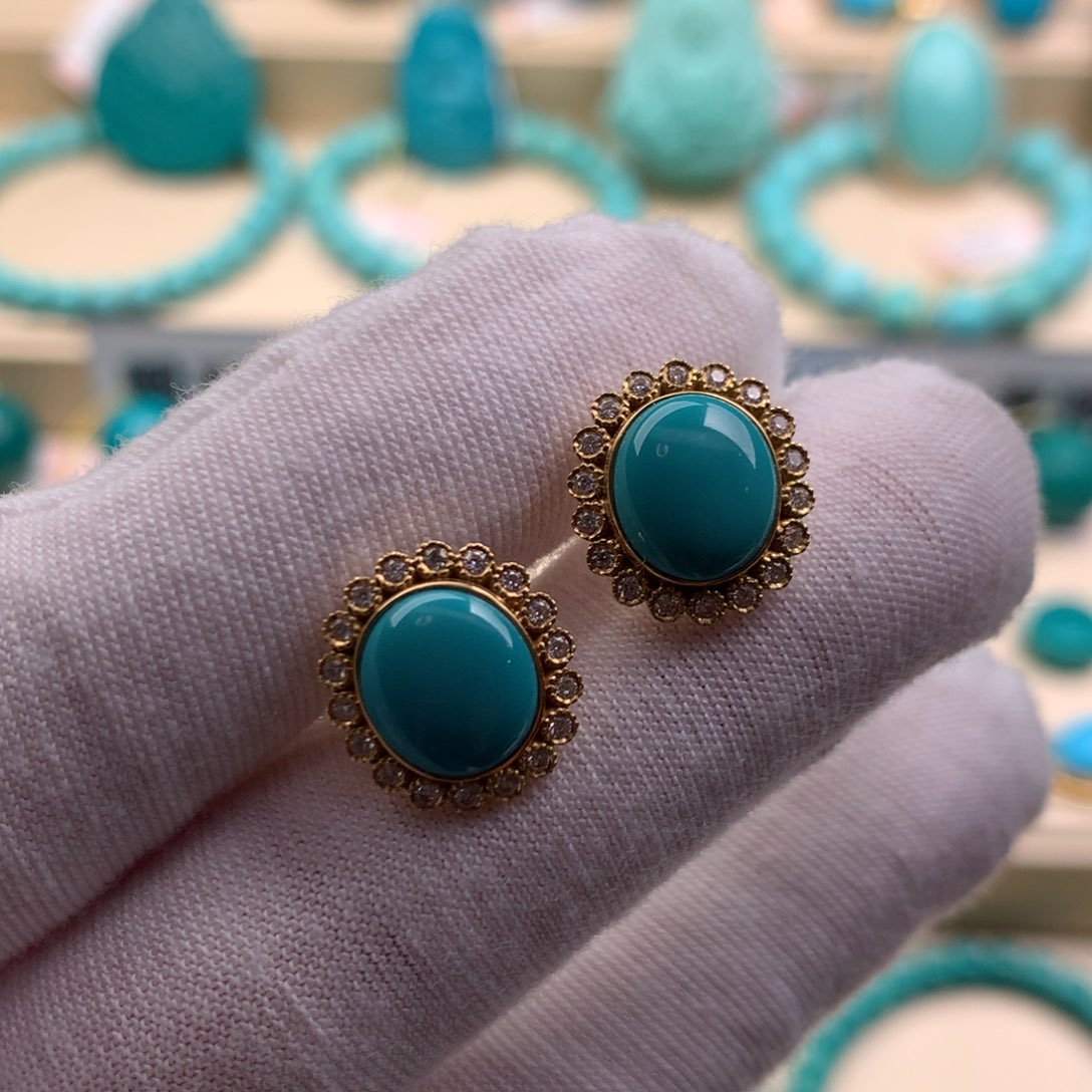 18K金镶嵌绿松石珠宝奇石