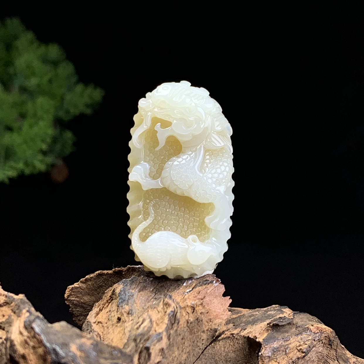 天然新疆和田玉望子成龙吊坠尺寸45*24*12重量23克