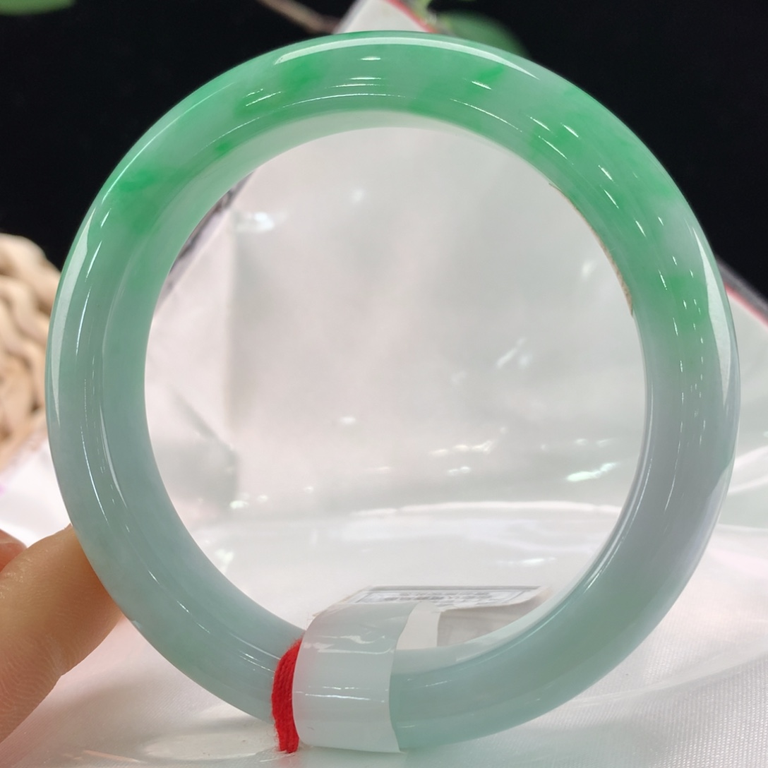 翡翠未镶嵌手镯111-0245