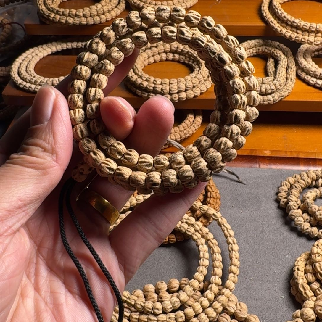 柏香籽/百香籽手串6.5毫米鬼脸