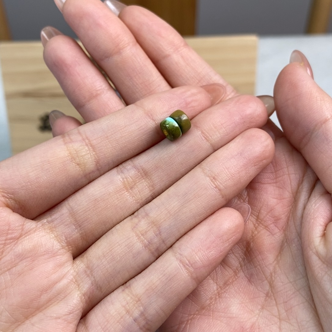 绿松石配件未镶嵌