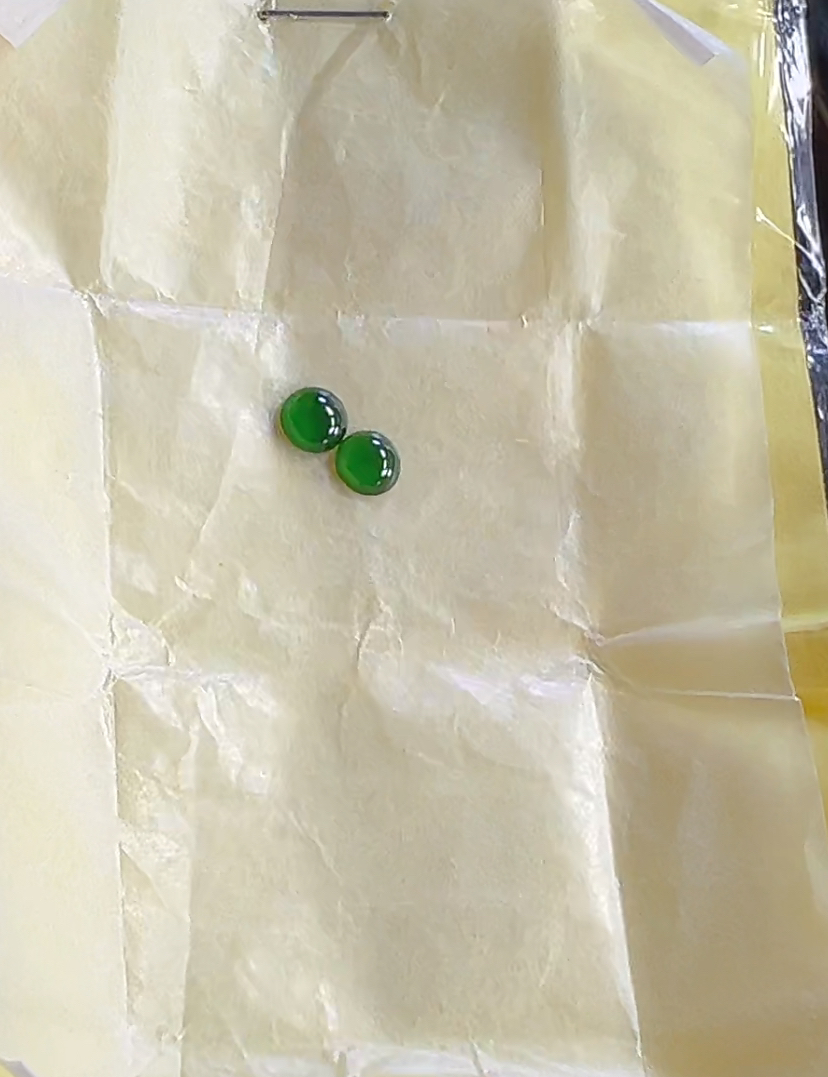 天然翡翠A货蛋面49