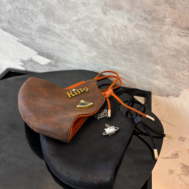 字母kt猫口罩KZ014