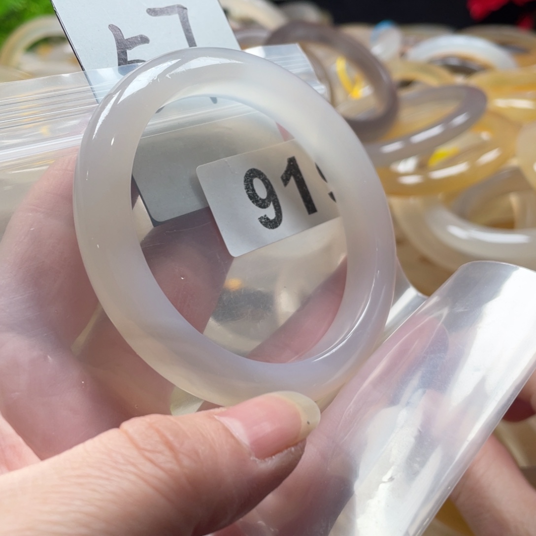 玛瑙/玉髓未镶嵌手镯