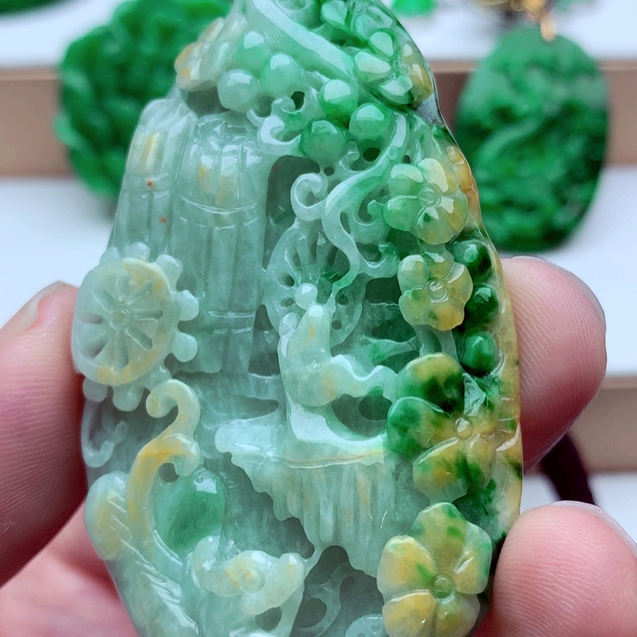 翡翠未镶嵌吊坠(不含链)