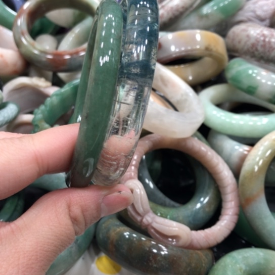 未镶嵌石英质玉珠宝半成品蒲**芽