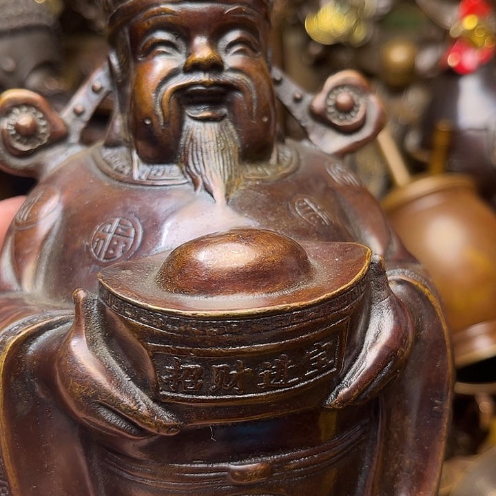 精美铜器批发档口