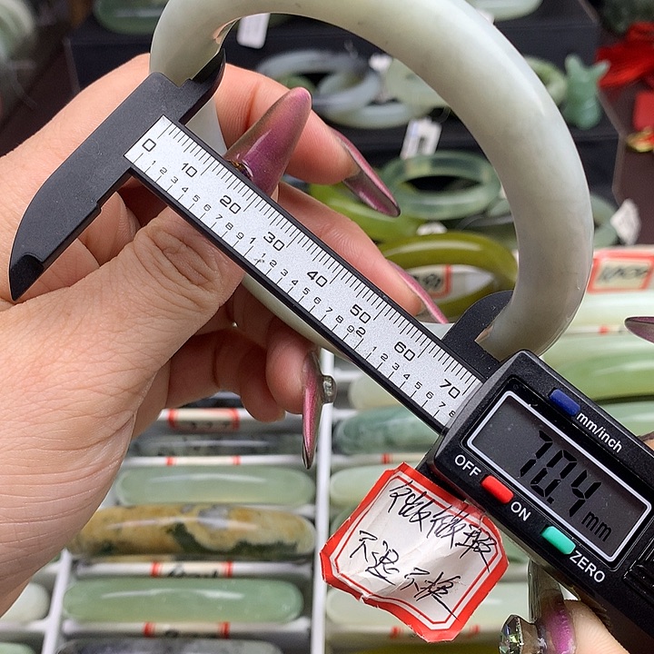 蛇纹石玉手镯未镶嵌994