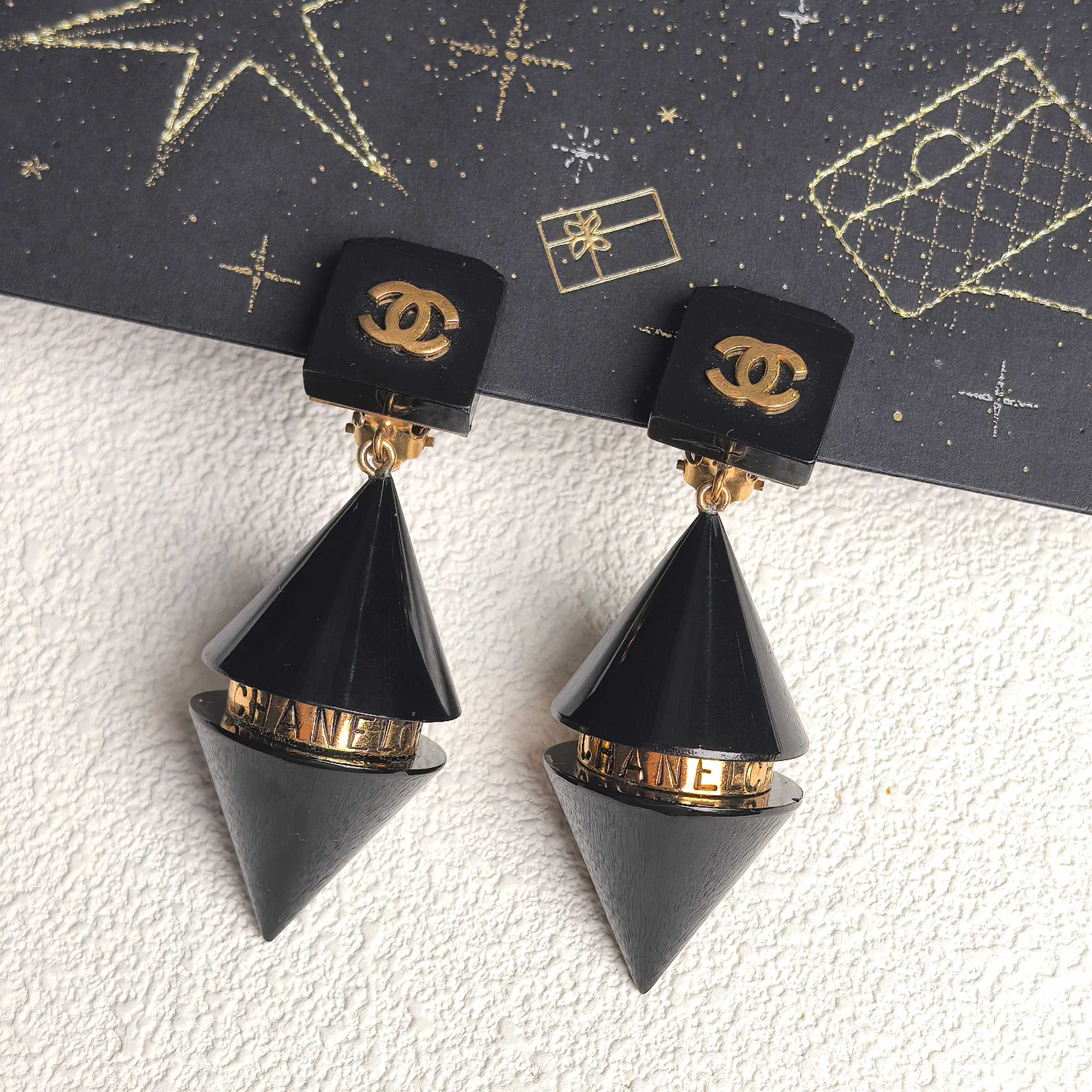 95新 Chanel/香奈儿 泡泡中古Chanel黑色亚克力吊坠耳夹