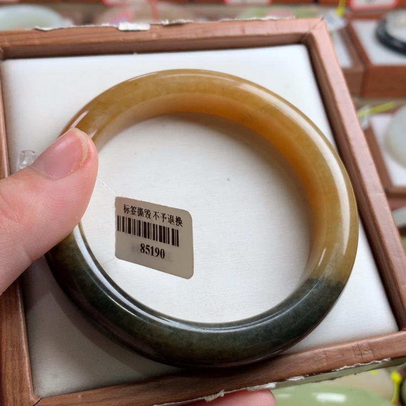 【闪购商品】和田玉手镯未镶嵌