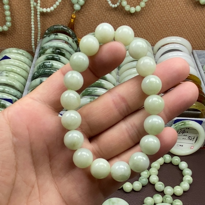 蛇纹石玉未镶嵌手链