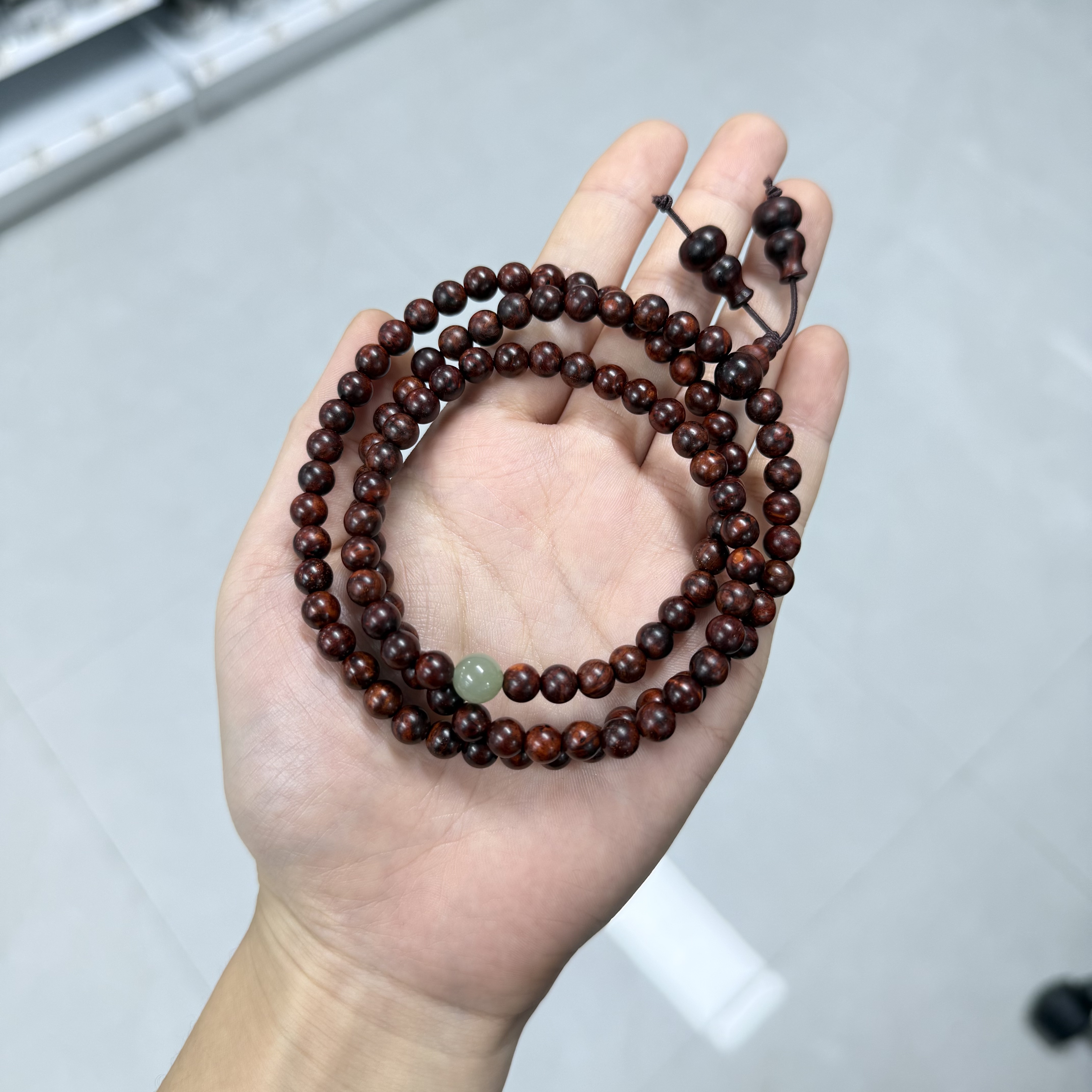 小叶紫檀留疤料6mm*108颗和田玉晴水料多圈手串多样性发其一