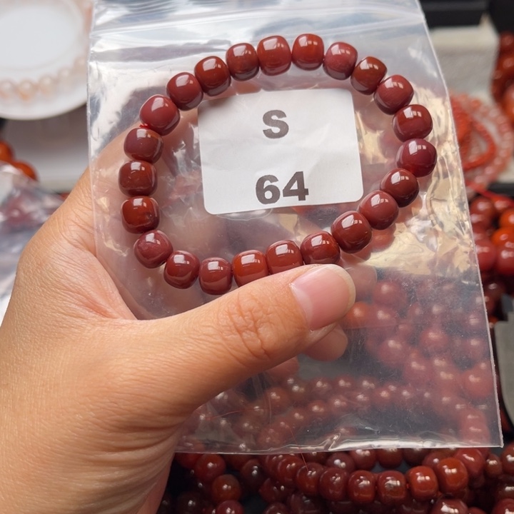 南红玛瑙未镶嵌多样性发货默认微瑕称重9mm