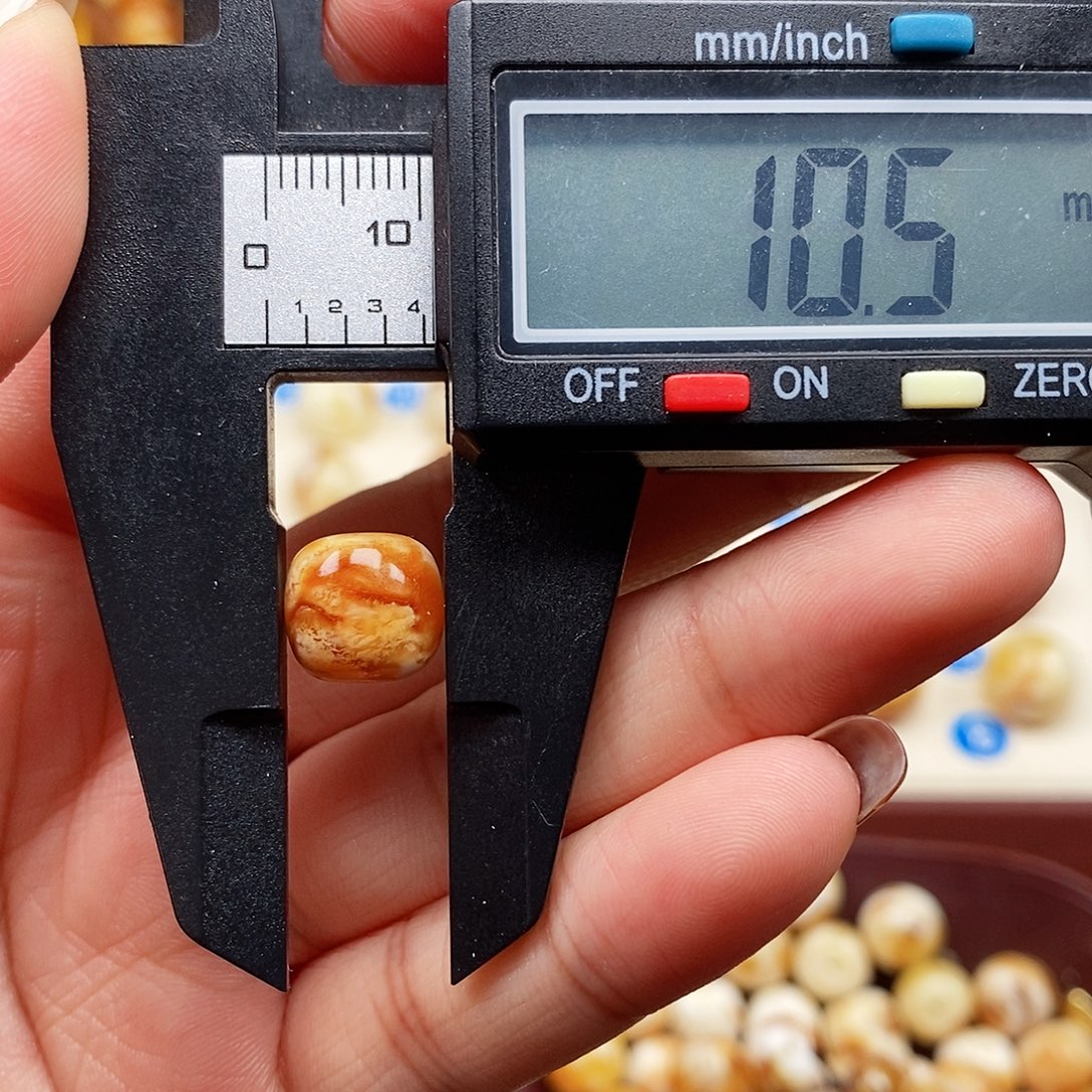 琥珀未镶嵌裸石蜜蜡