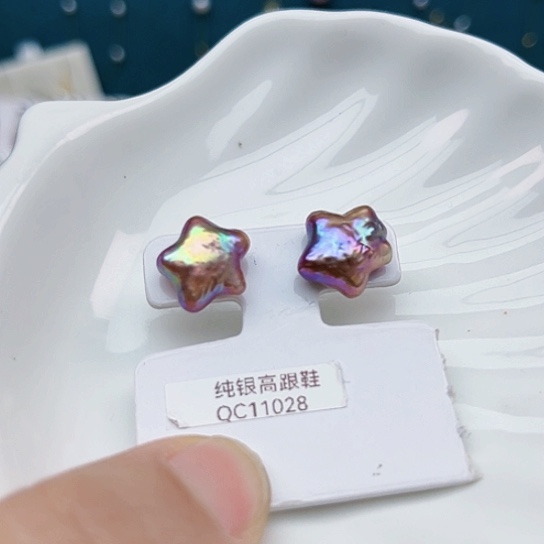 淡水珍珠耳饰未镶嵌