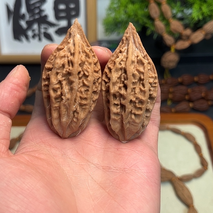 文玩核桃吊坠核桃56