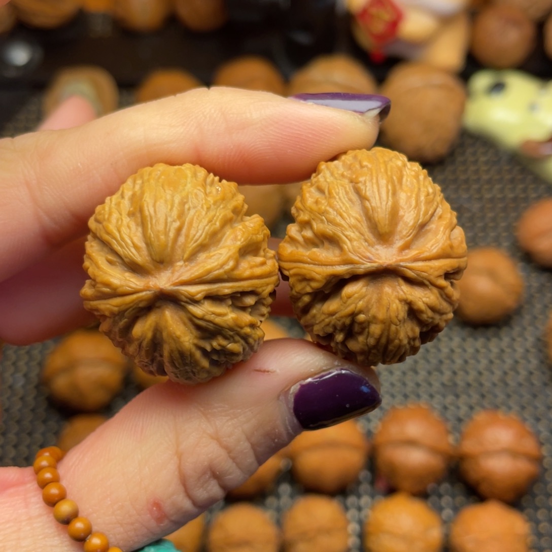 吊坠文玩核桃30尺全品闷尖粗筋元宝000112