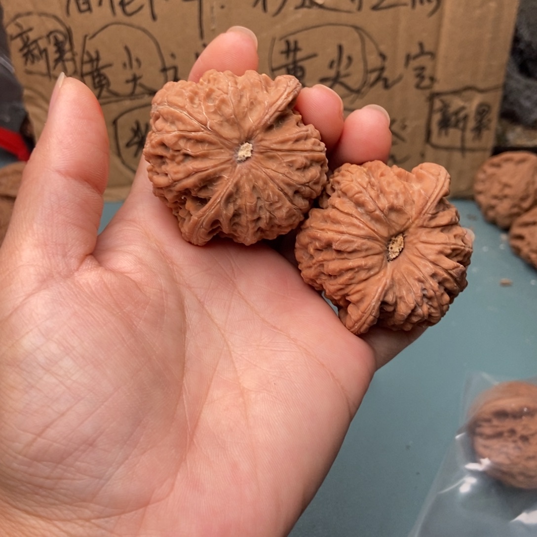 用***2吊坠文玩核桃血麒麟31