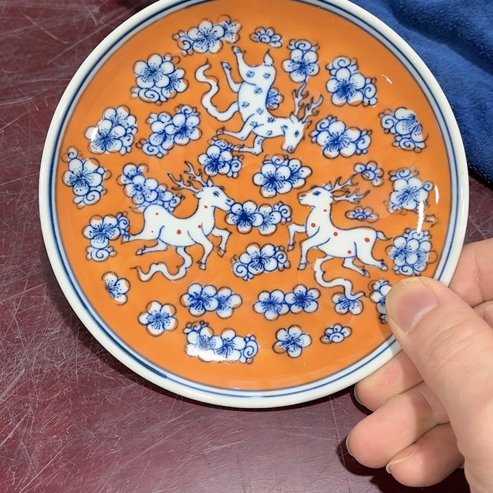 瓷片////直径13.5厘米。绿。