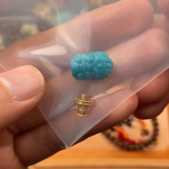 绿松石118K金镶嵌愤****山