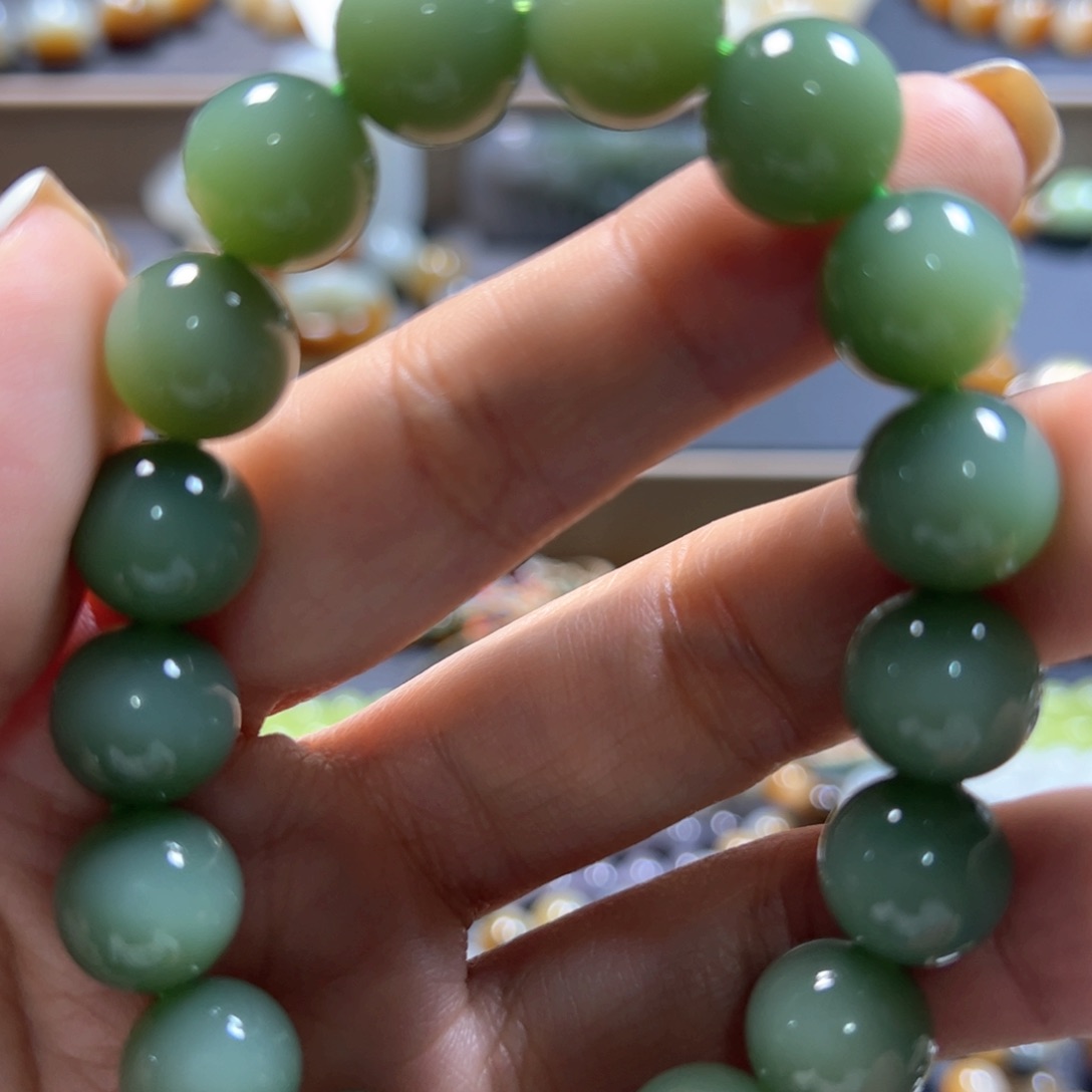 和田玉手链未镶嵌丞****活