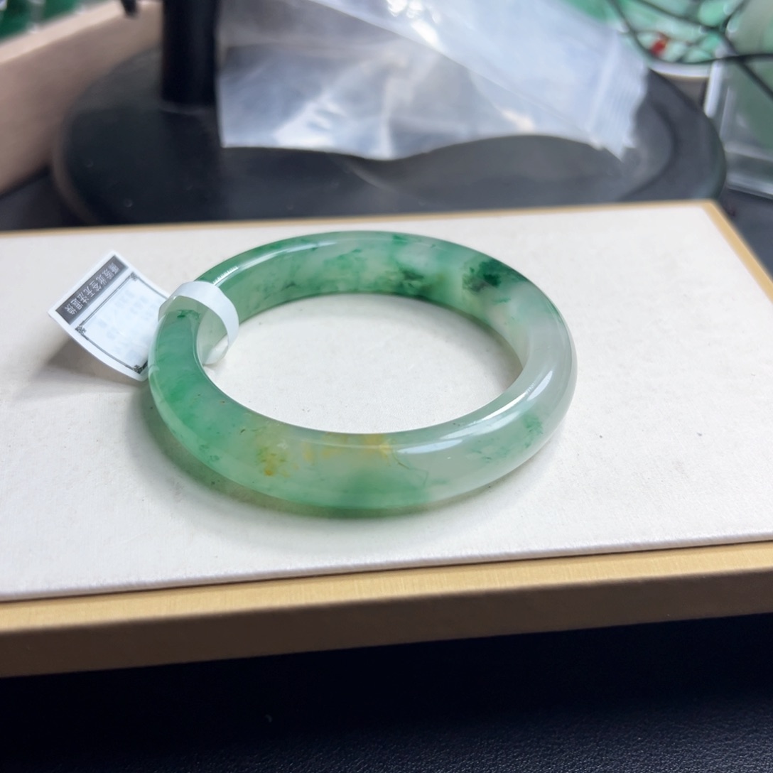 石英质玉手镯未镶嵌?***?