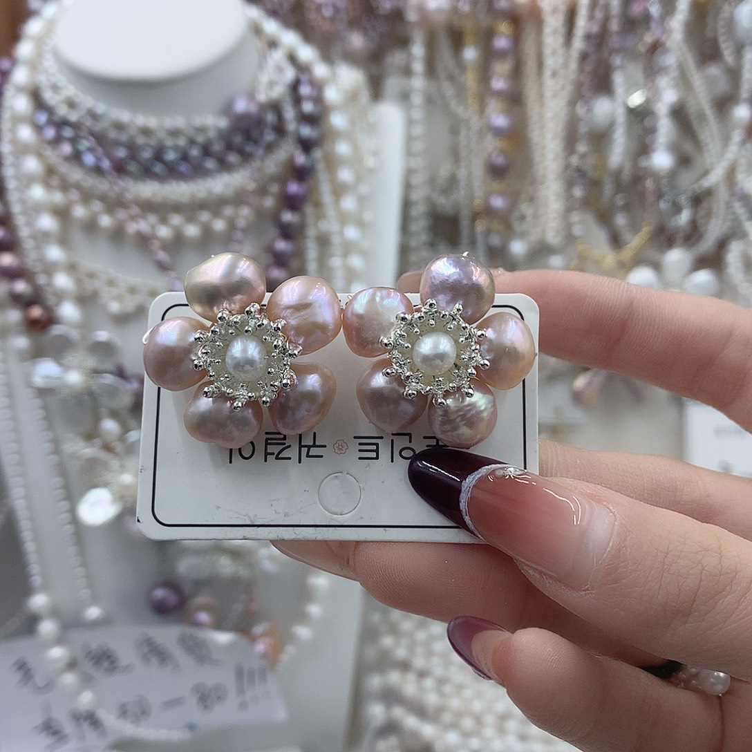 淡水珍珠银S925镶嵌耳饰