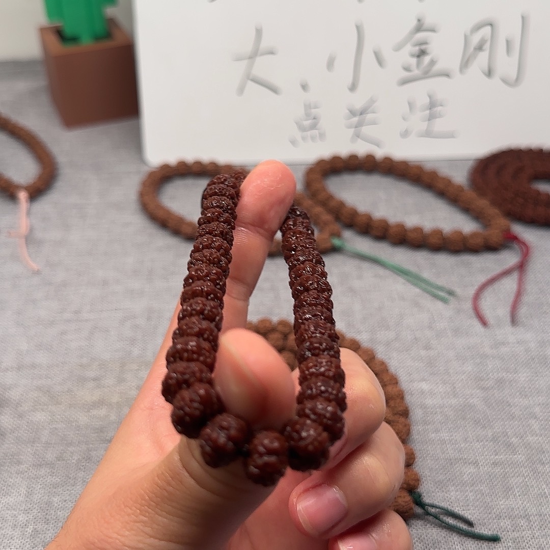 金刚菩提吊坠老树王手持福利