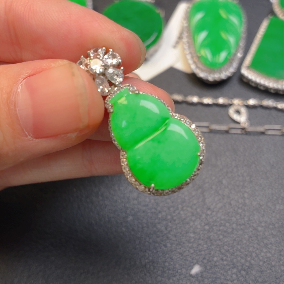 翡翠银S925镶嵌吊坠(不含链)