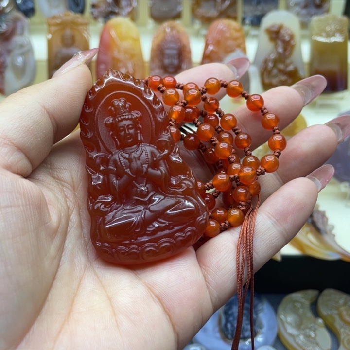 玛瑙/玉髓吊坠(赠链)未镶嵌长****。吊坠