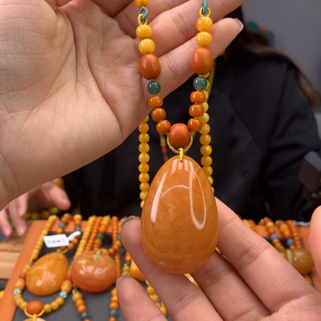 蜜蜡颈饰未镶嵌水滴