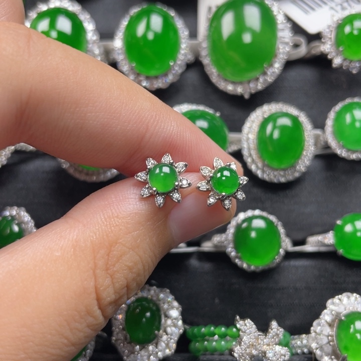 翡翠银S925镶嵌耳饰耳钉