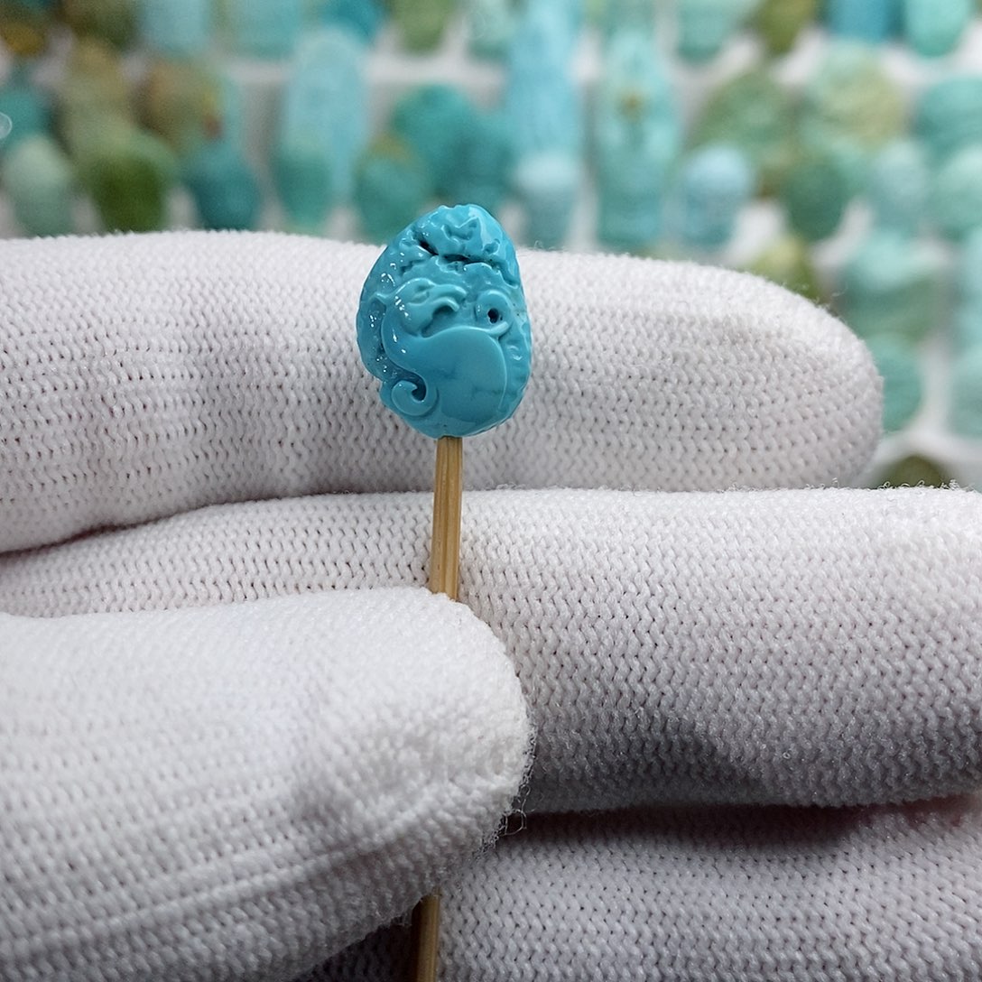 绿松石绿松石未镶嵌