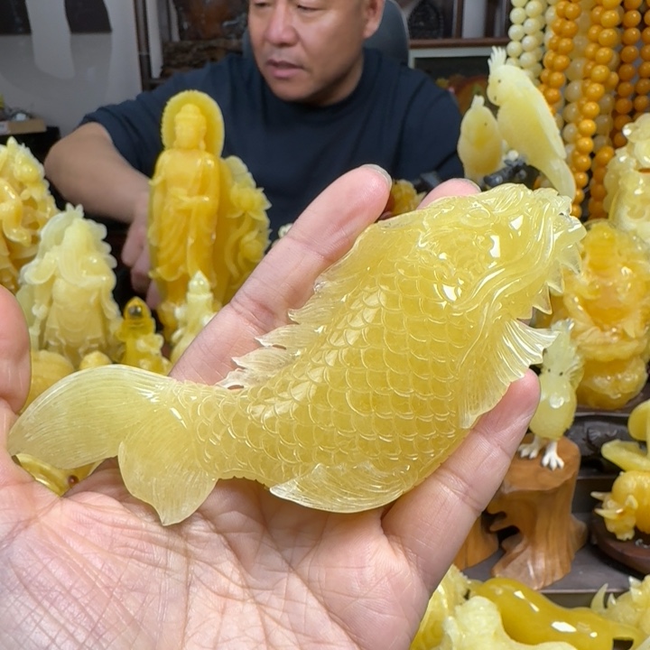 蜜蜡珠宝奇石未镶嵌