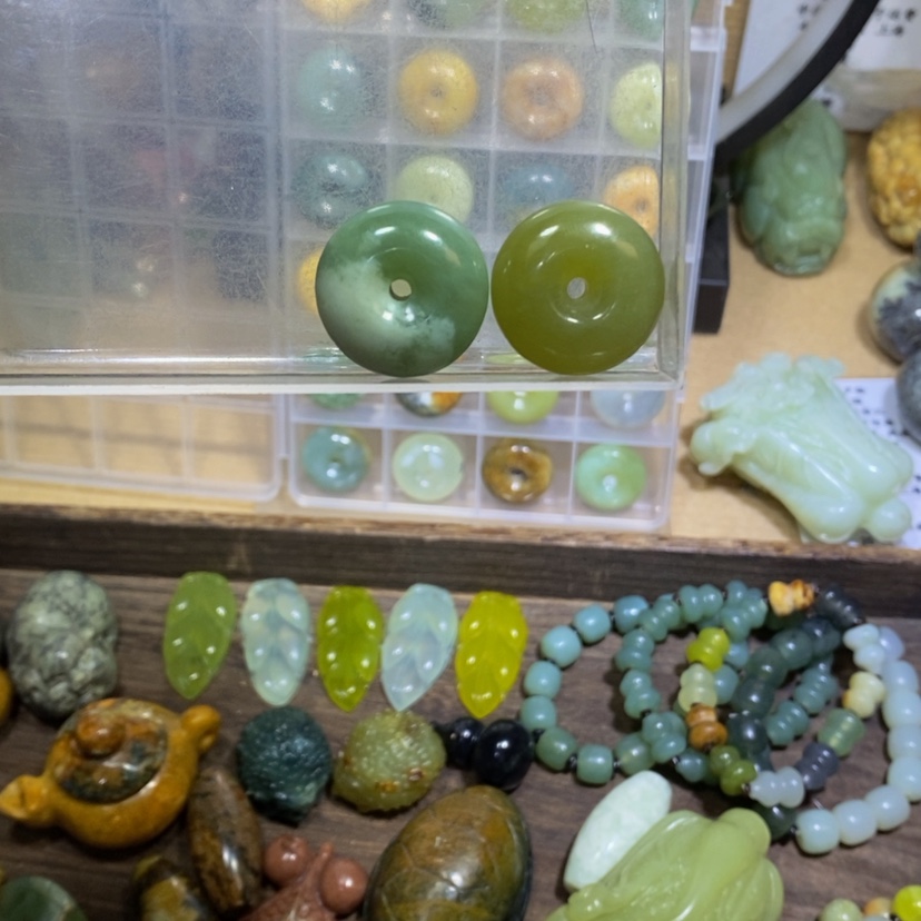 【闪购商品】蛇纹石玉颈饰未镶嵌52