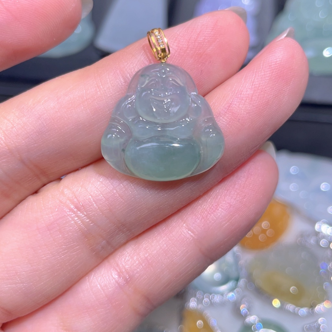 颈饰18K金镶嵌翡翠翡翠