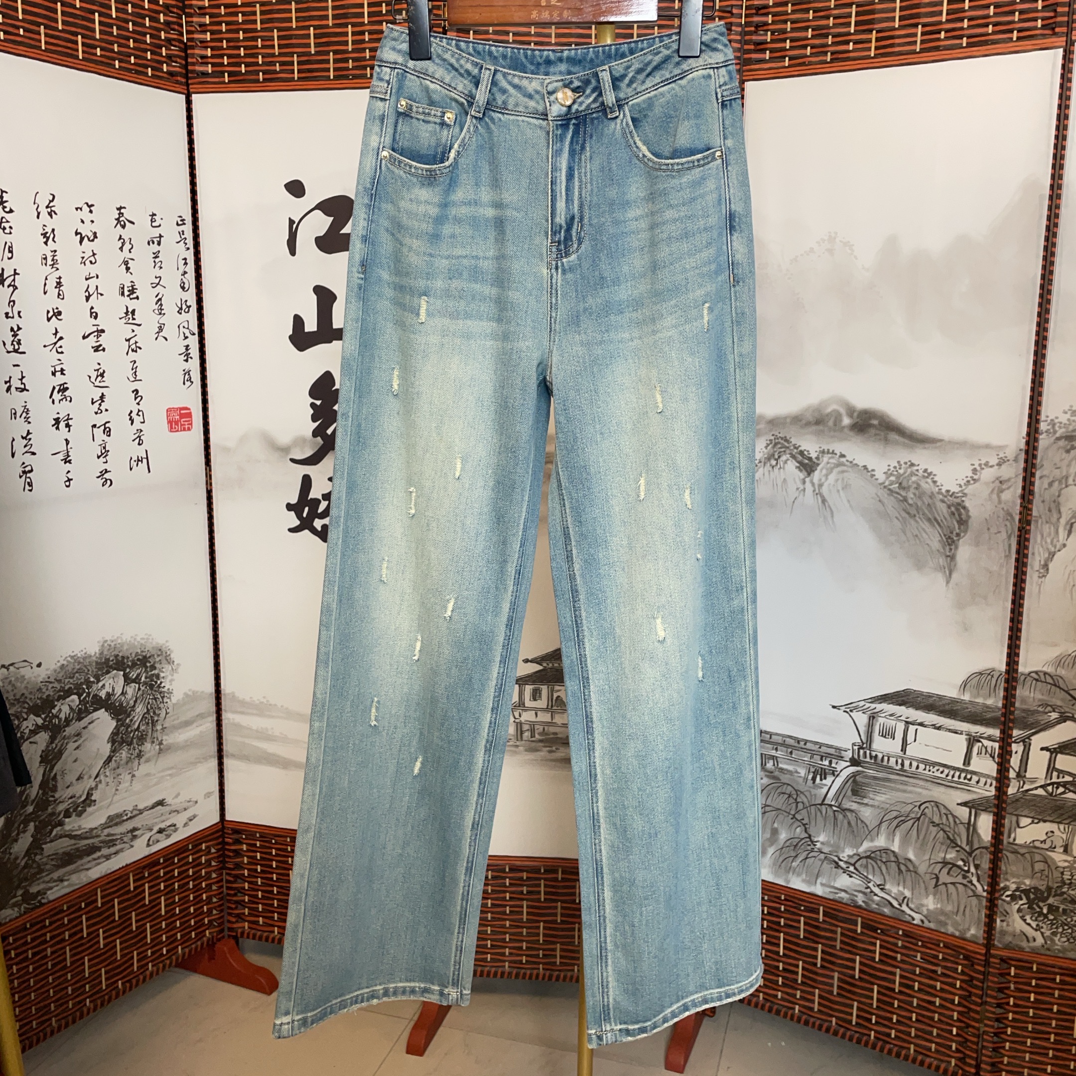 原创水洗磨毛破洞休闲高腰遮肉显瘦直筒牛仔长裤女