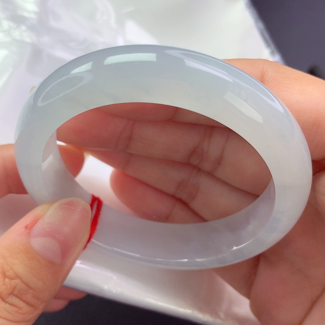 【闪购商品】翡翠手镯未镶嵌a 36989