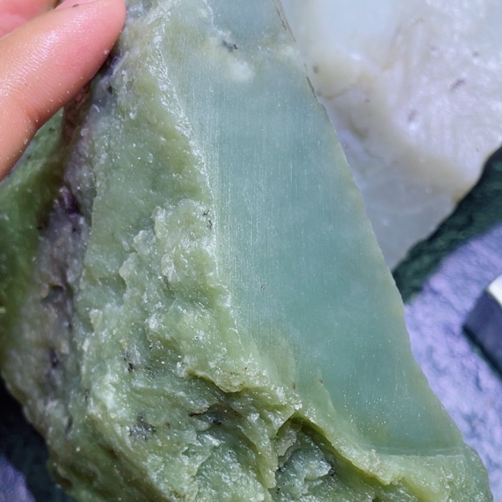 和田玉未镶嵌珠宝半成品