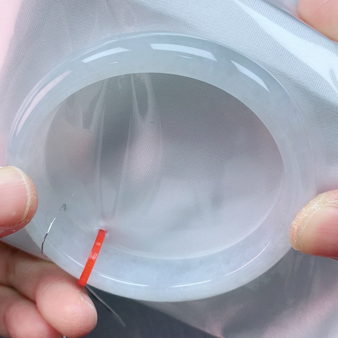 翡翠手镯未镶嵌57贵