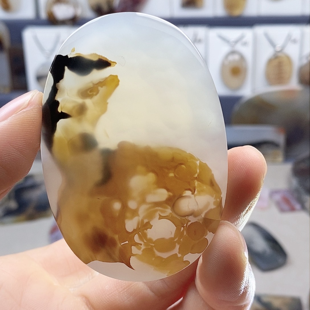 未镶嵌玛瑙/玉髓珠宝奇石武**话