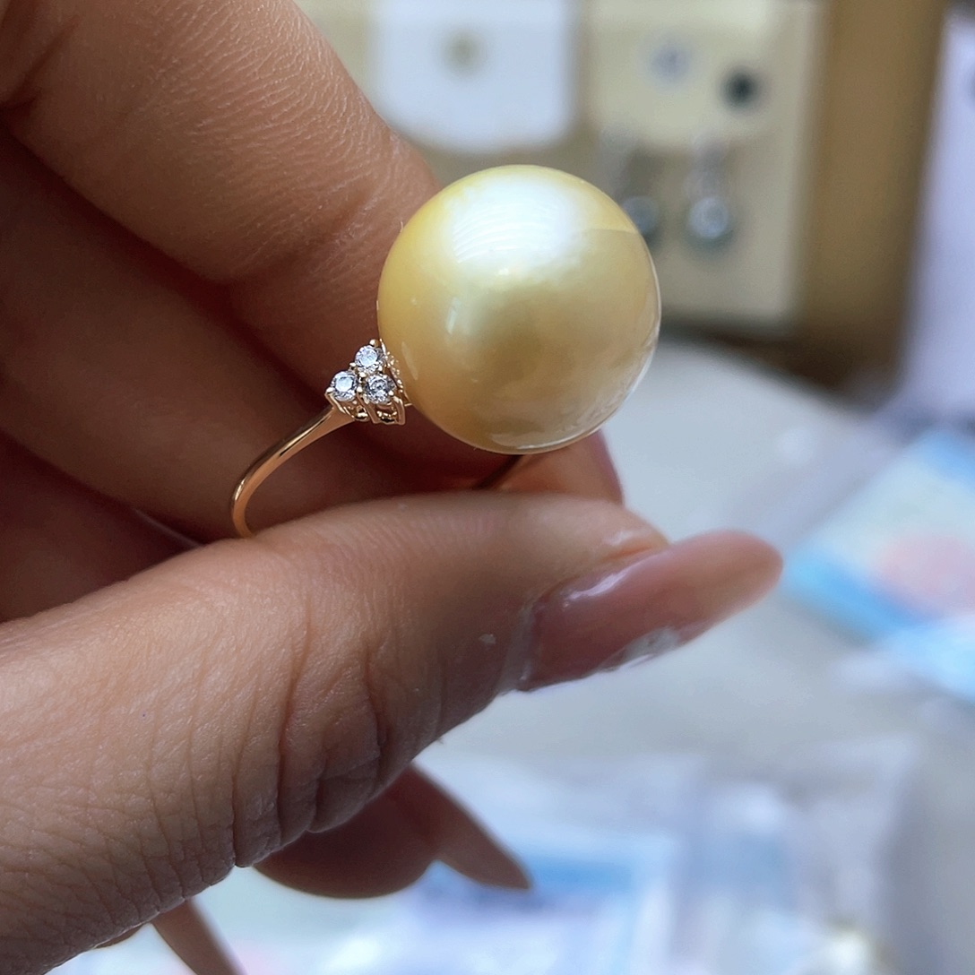 海水珍珠戒指18K金镶嵌